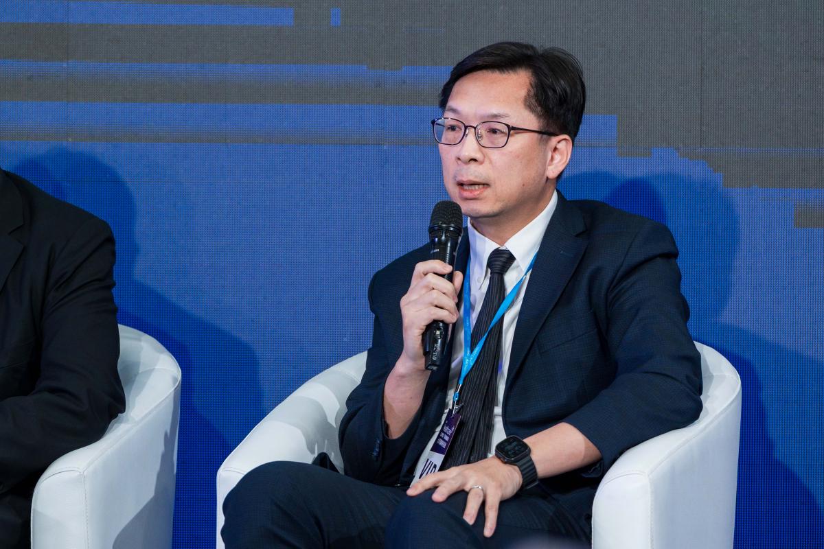 20251206121929__DON0688